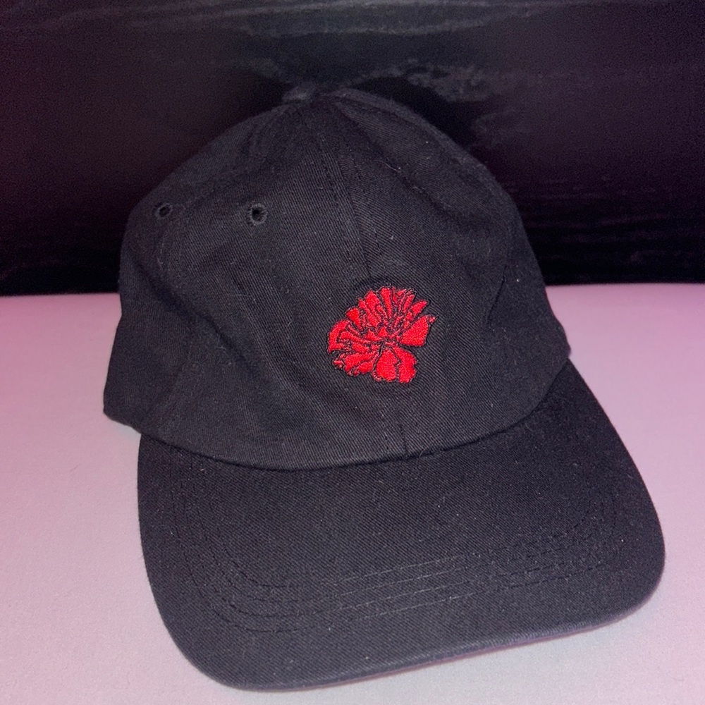 HADESTOWN THE MUSICAL Official Red Flower Baseball Hat